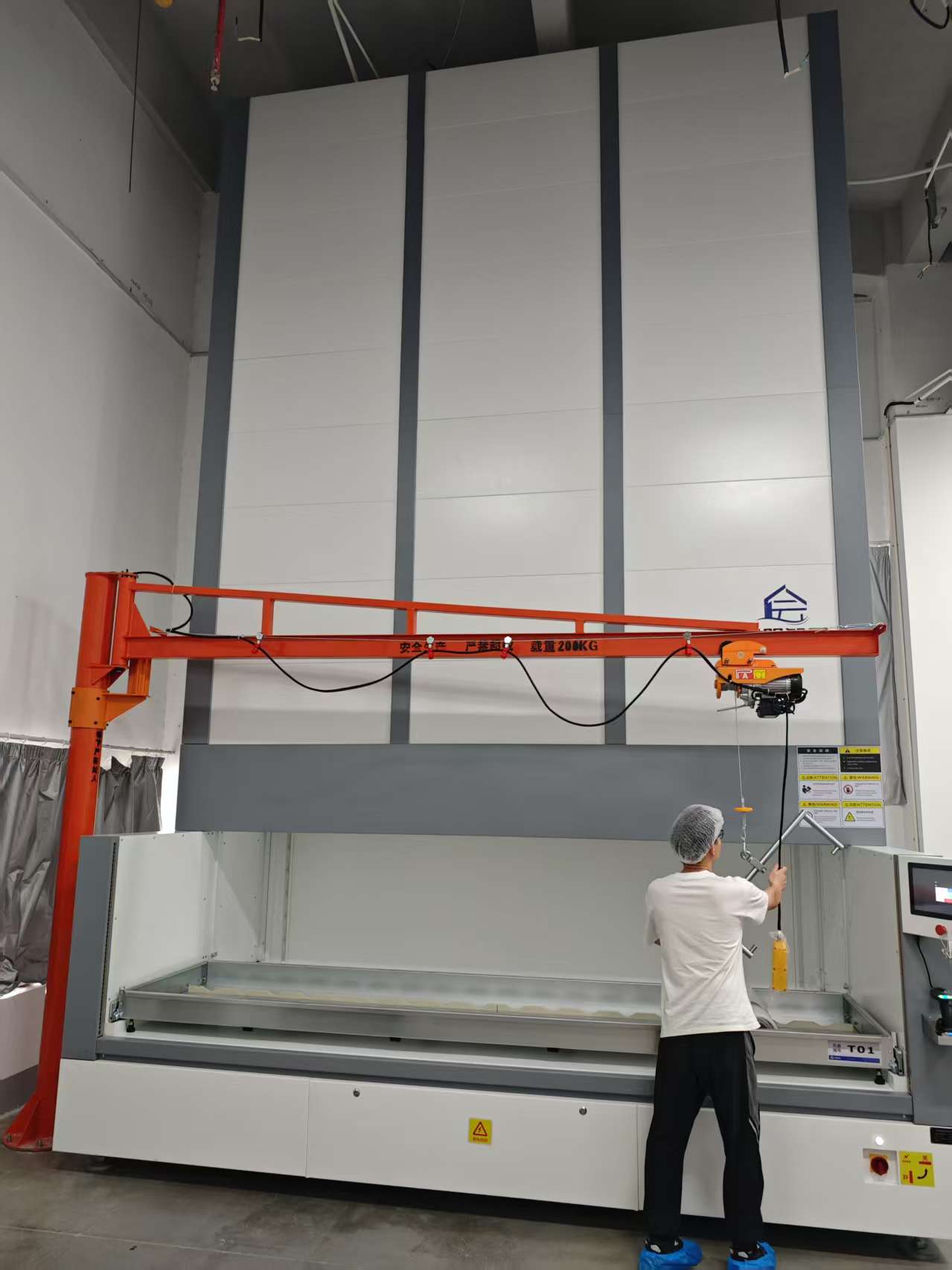 州垂直升降柜厂家分享：智能仓储空间优化的实战经验