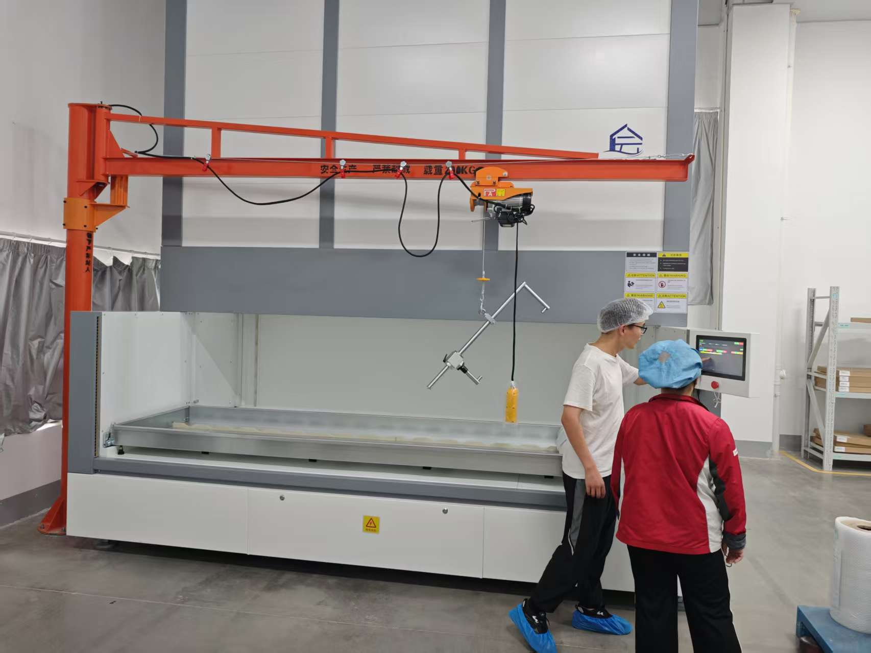 州垂直升降柜厂家分享：智能仓储空间优化的实战经验