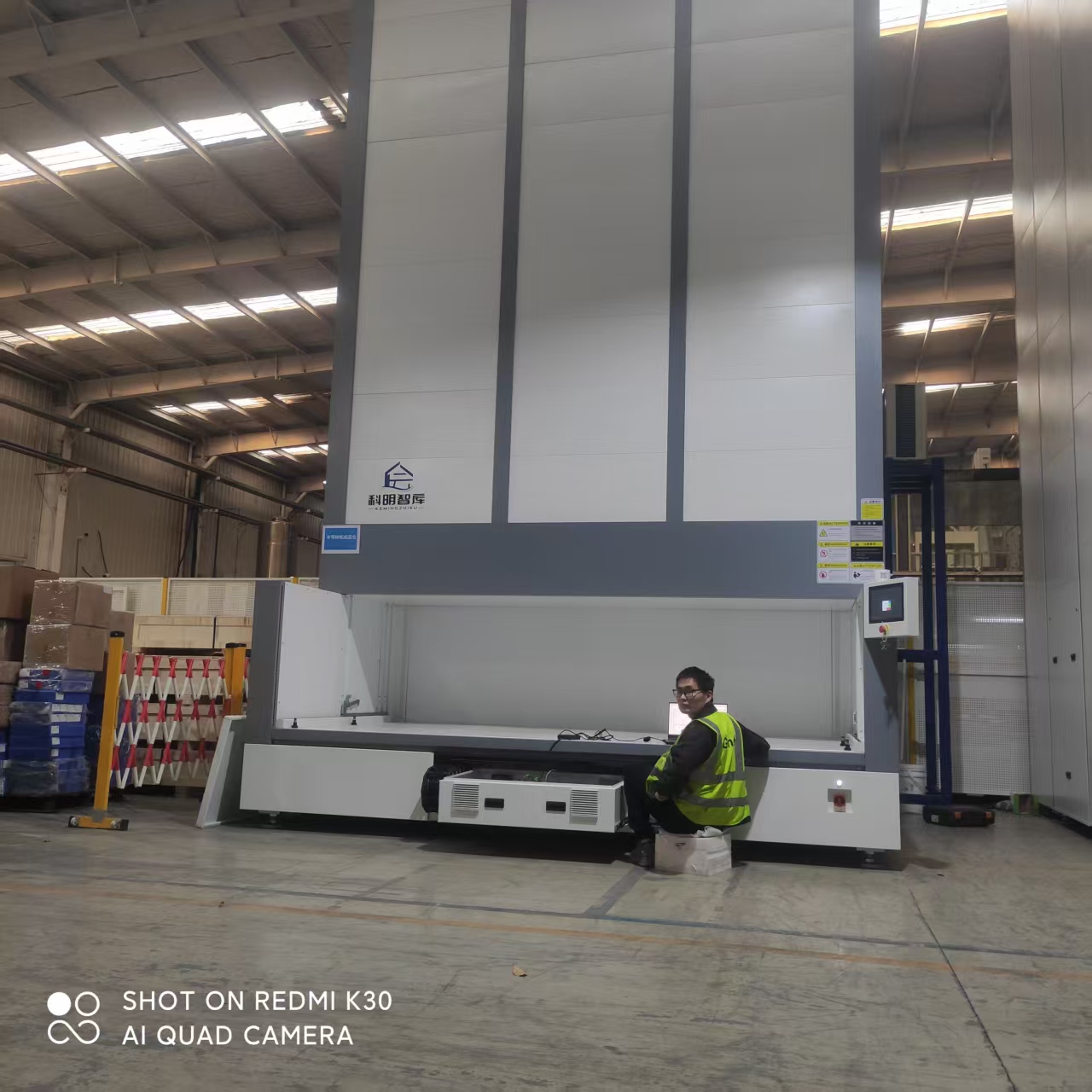 垂直升降货柜的价格一般是多少？从入门到高端配置价格全解析