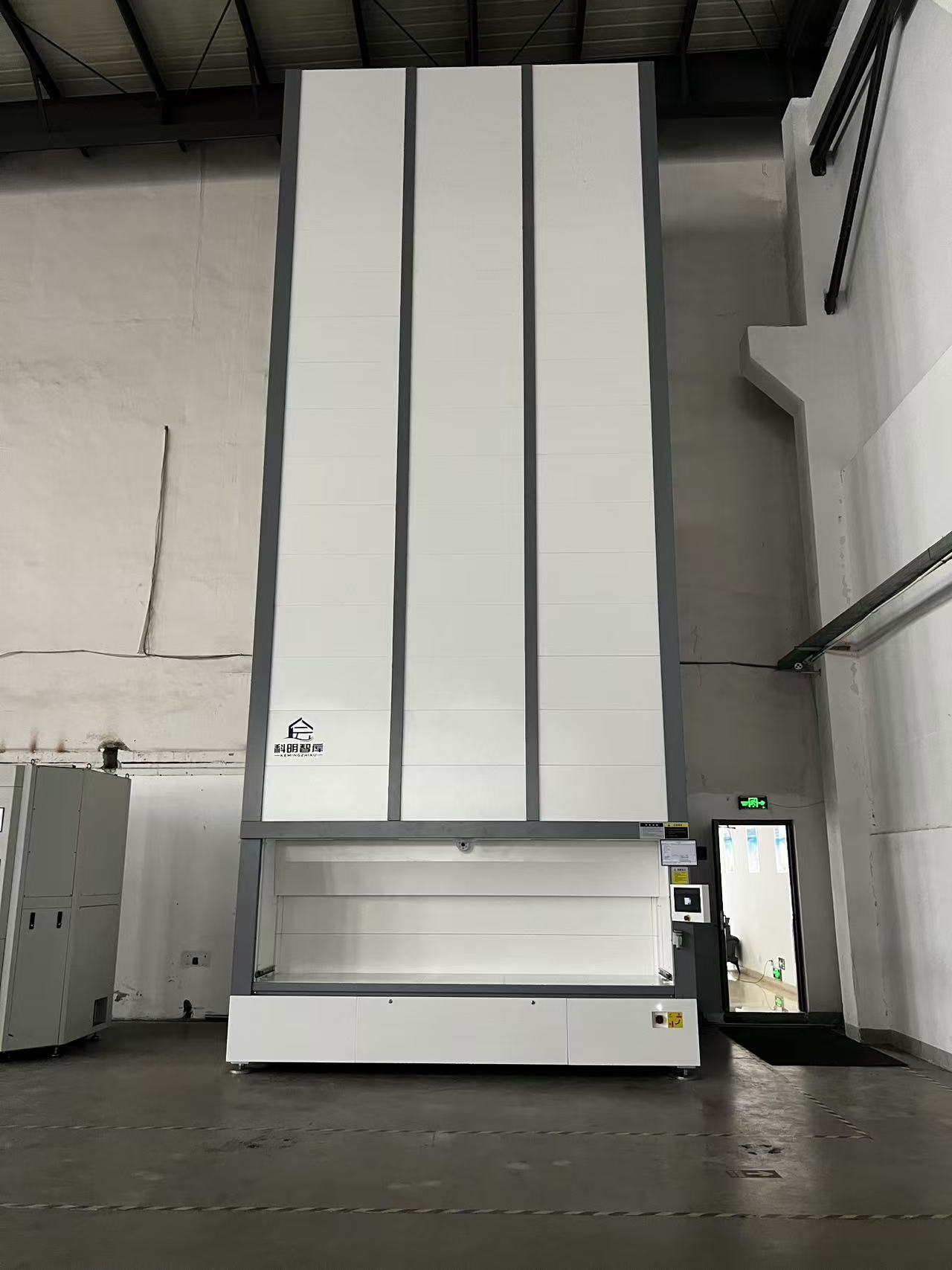 垂直升降货柜的价格一般是多少？从入门到高端配置价格全解析